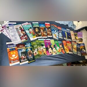 Disneyland & Disney California Adventure Park Guide Maps Lot of 35 (2000s-2010s)